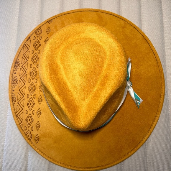 Custom hat - Picture 2 of 2